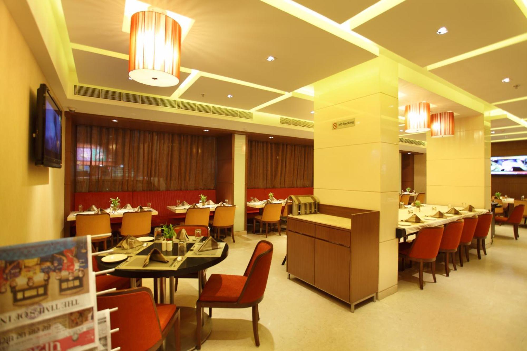 Comfort Inn Legacy Rajkot Nhà hàng bức ảnh