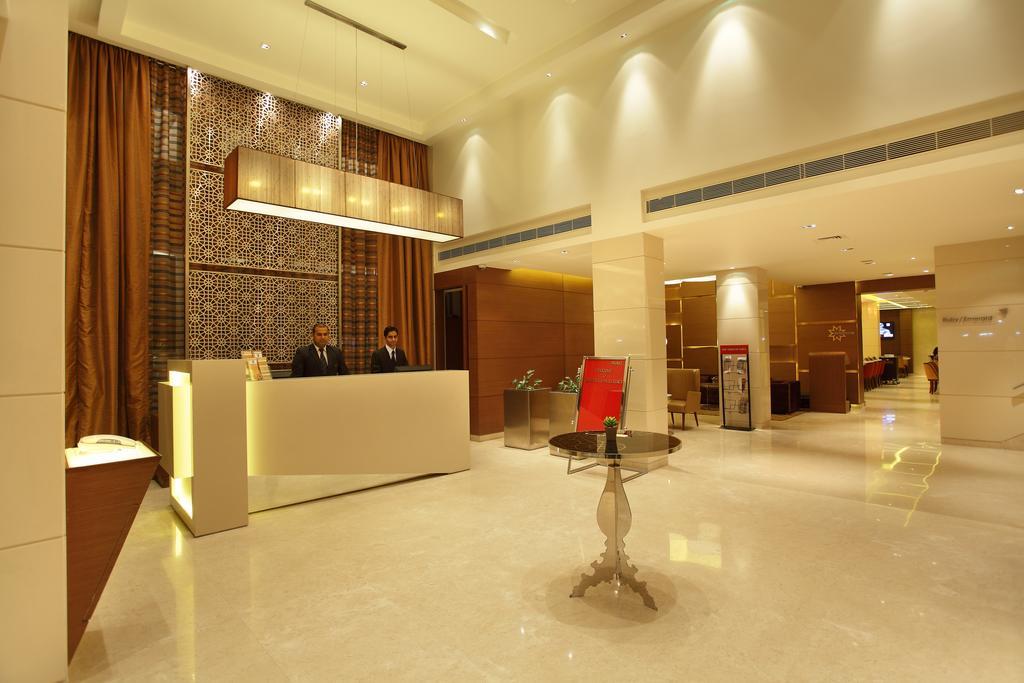 Comfort Inn Legacy Rajkot Ngoại thất bức ảnh